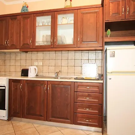 Alex & דירה ארילס